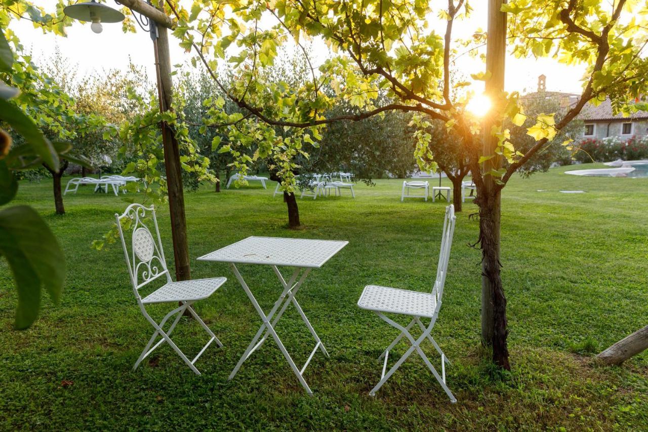 Villa Padovani Relais De Charme - Adults Only Pastrengo Ngoại thất bức ảnh